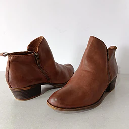 Lucky Brand , cuero , 38