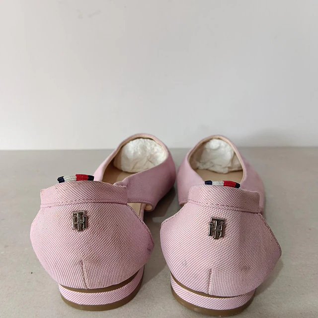 Tommy Hilfiger , 36 3