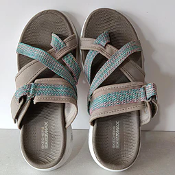 Skechers , 36