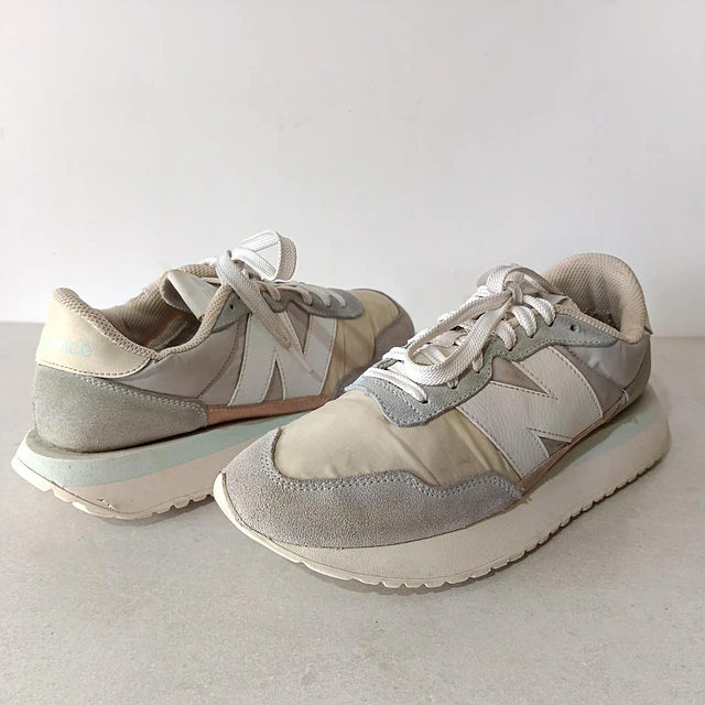 New Balance , 39 1
