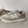 New Balance , 39 4