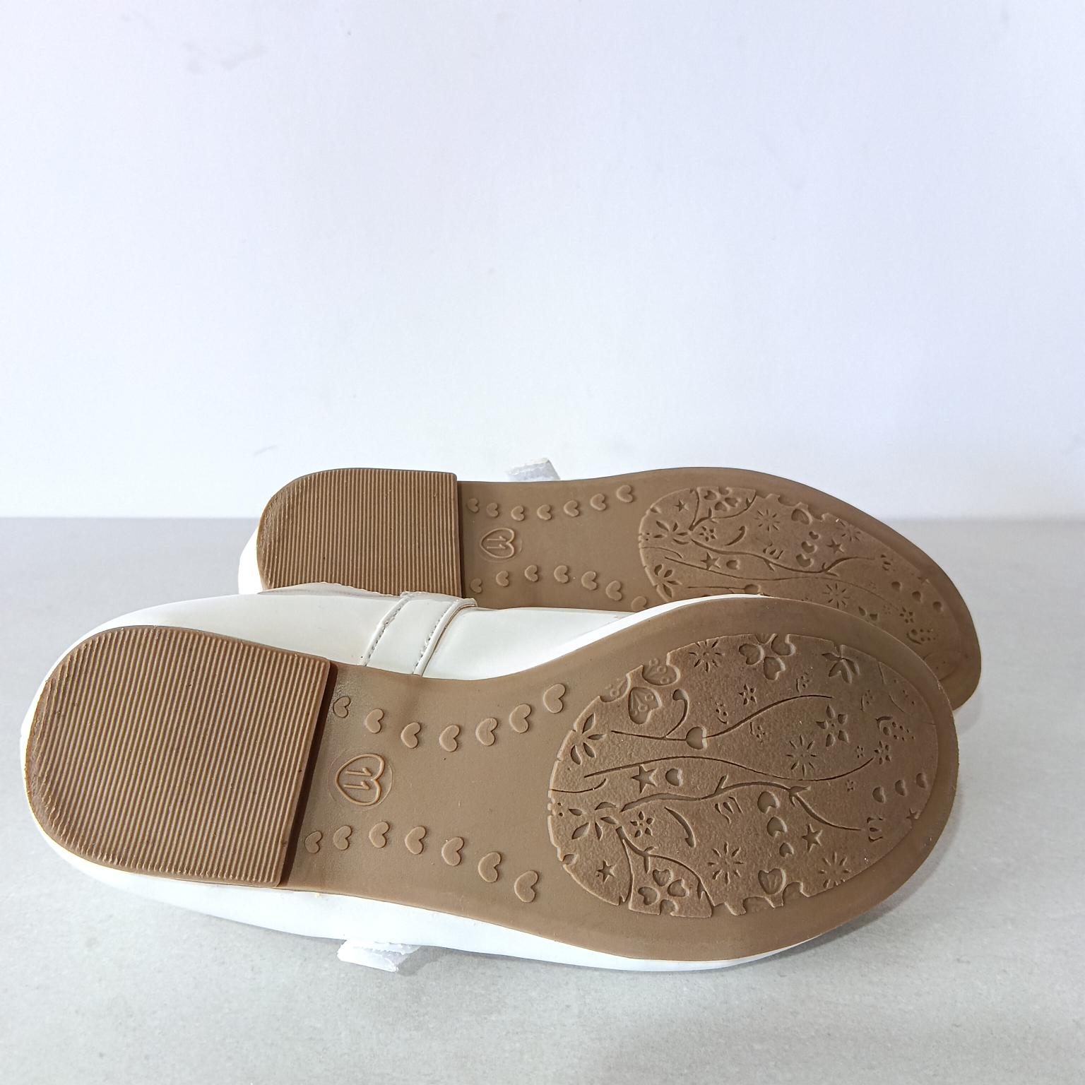 Zapatos 28