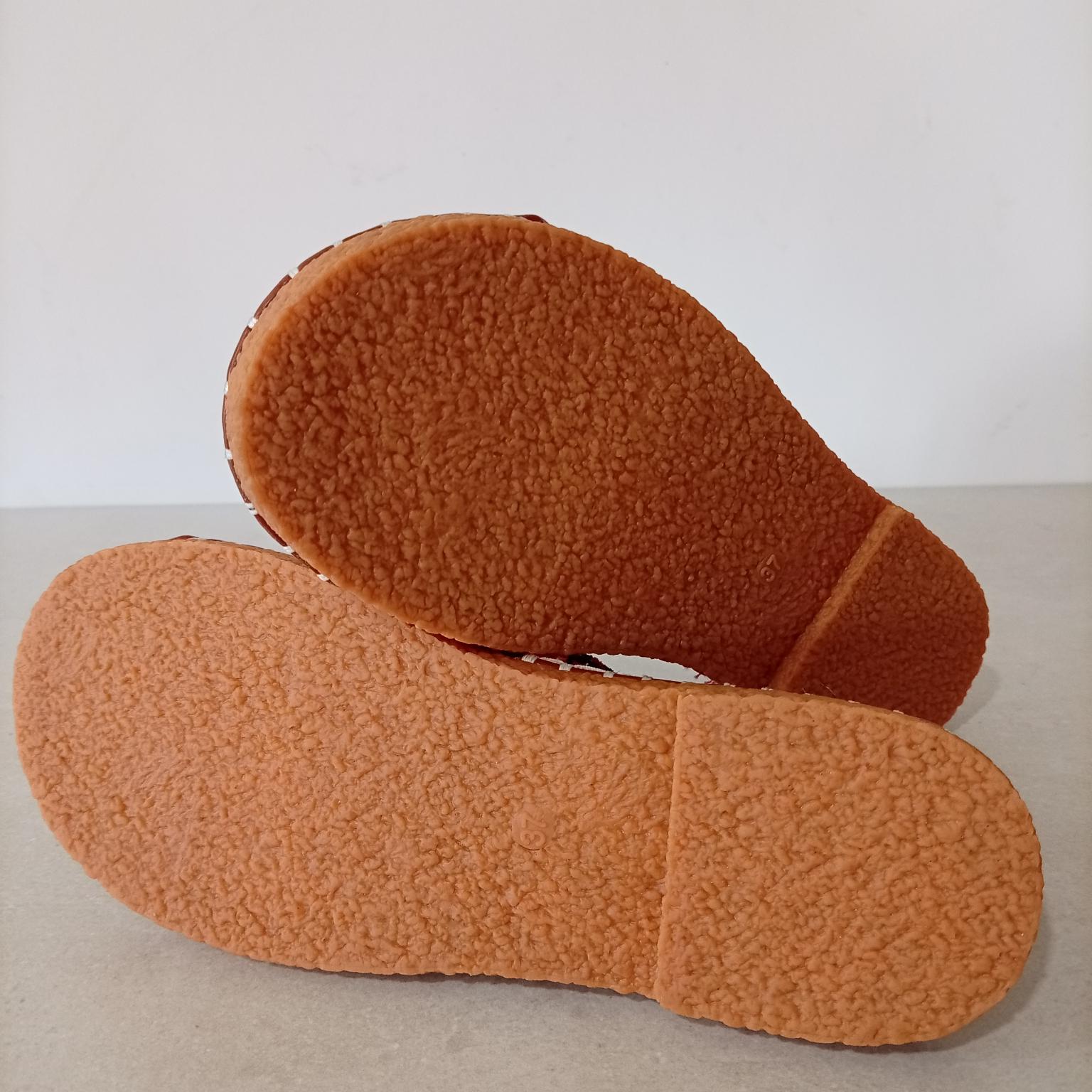Chalas , 36