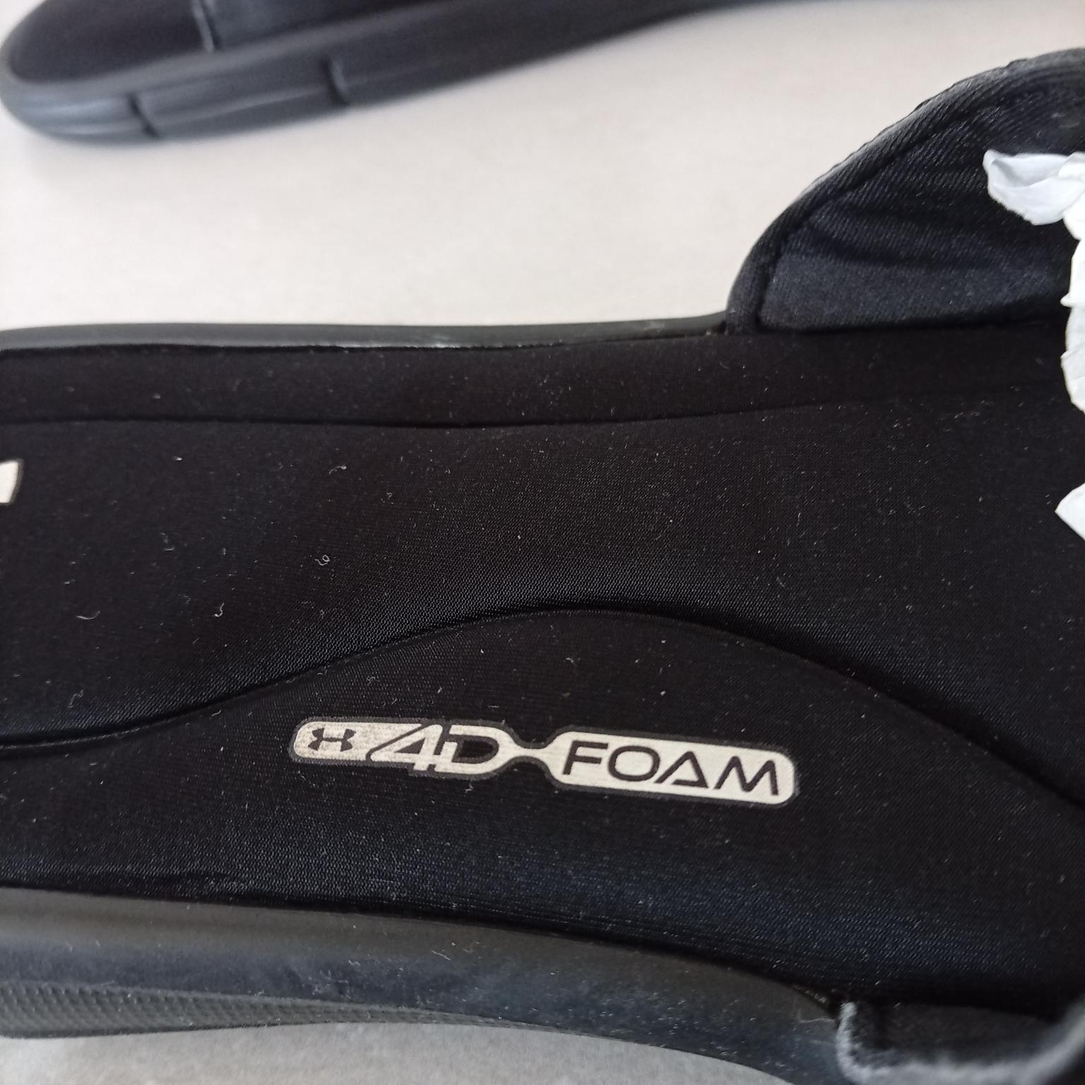 Under Armour , 28 cm