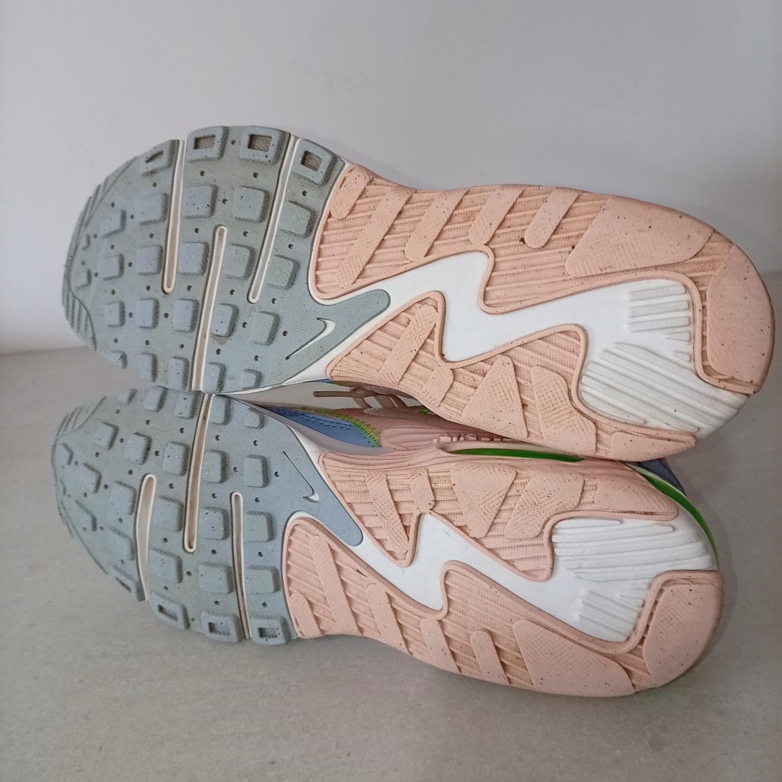 Nike Air Max , 38