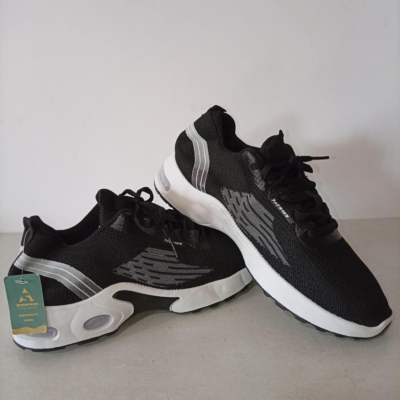 Sonorous , 39