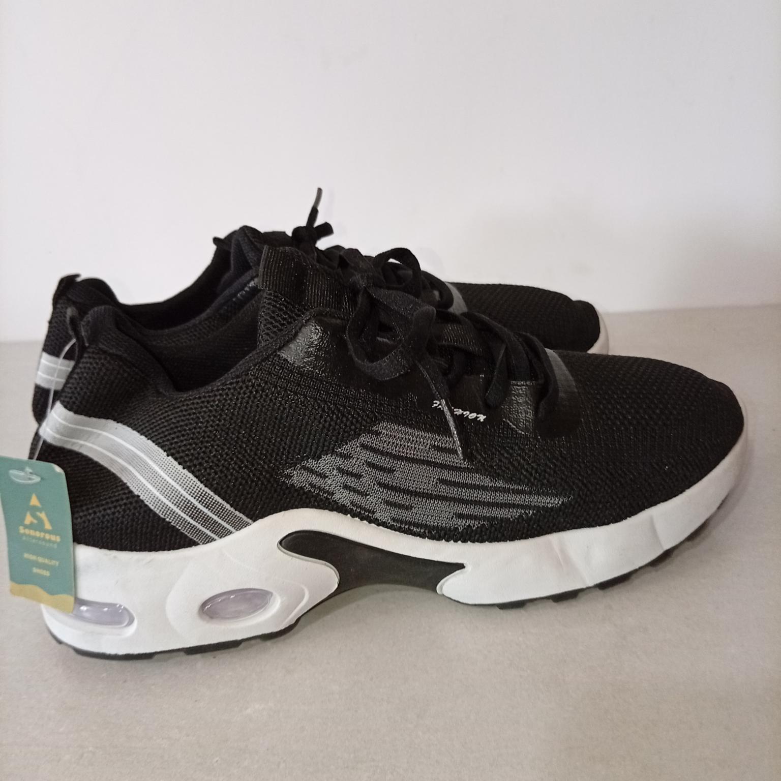 Sonorous , 39