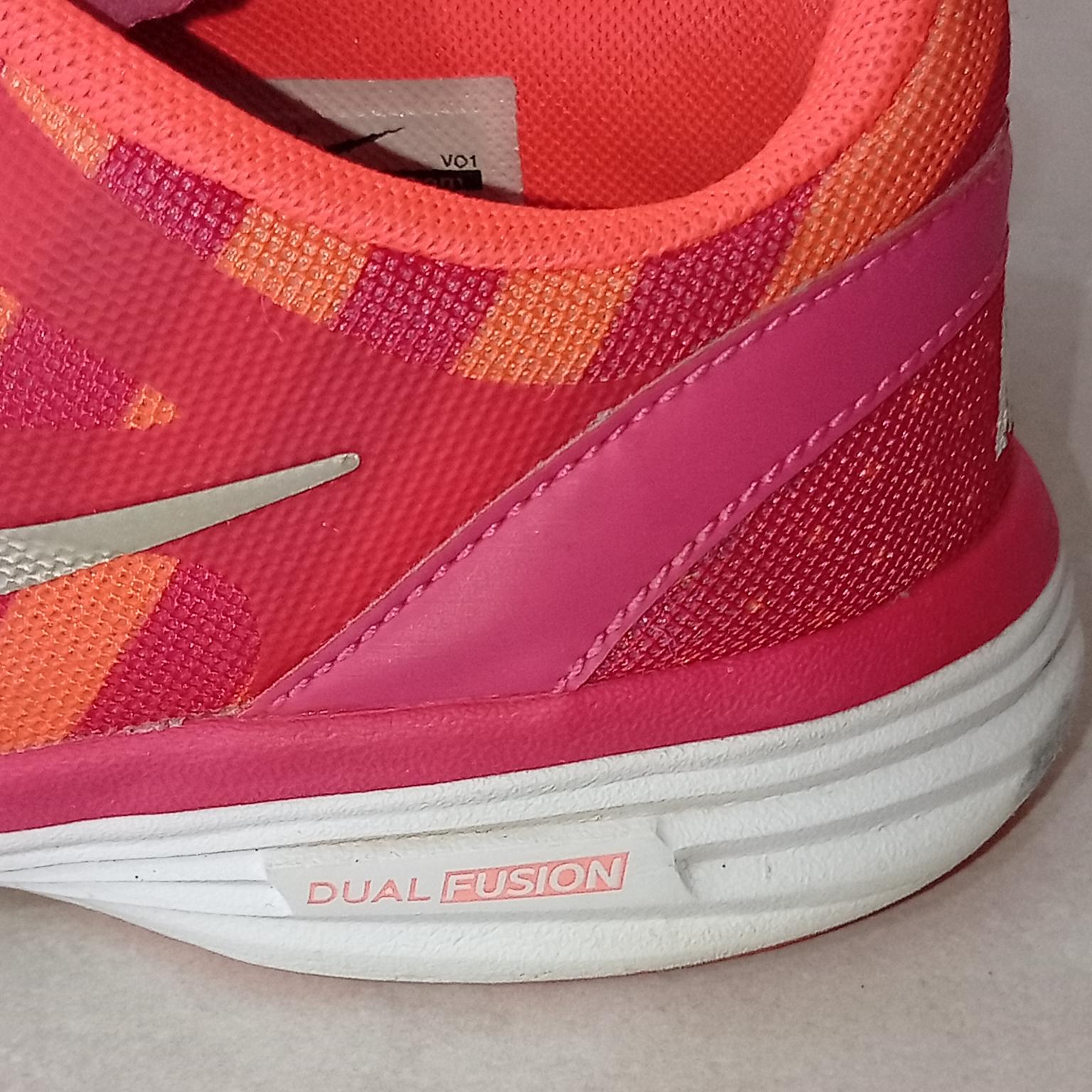 Nike Dual Fusion , 37