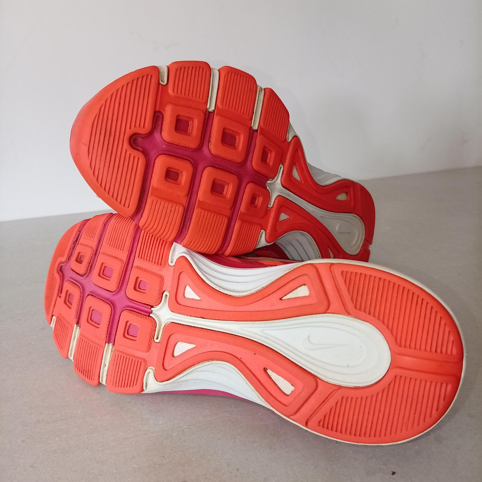 Nike Dual Fusion , 37