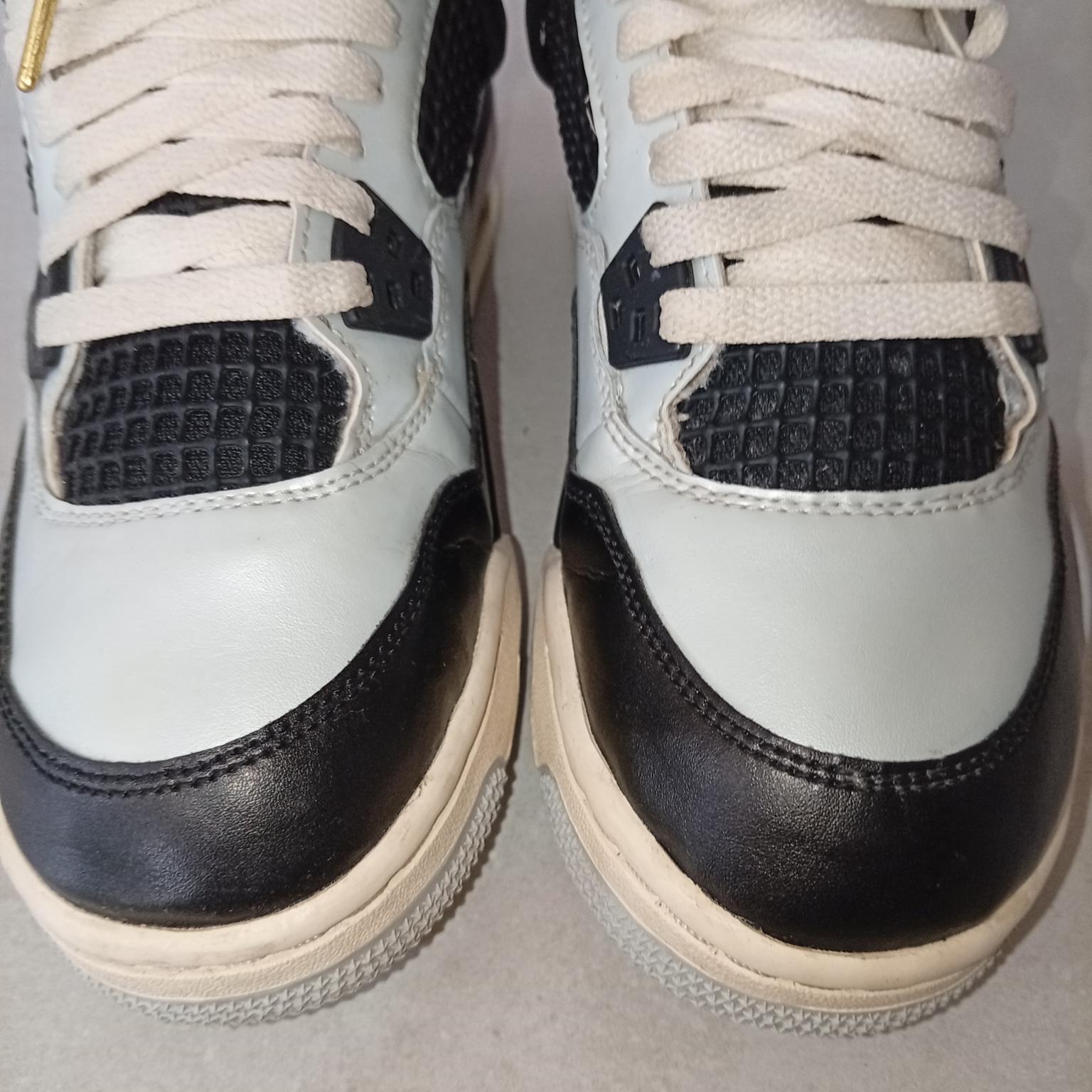 Air Jordan Retro 4 Platinum gold , 37