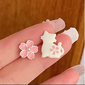 Aros Desiguales Gato & Flor Sakura