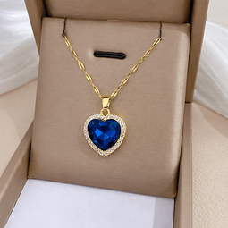 Collar Corazón Azul con Brillantes en Acero Inoxidable Dorado