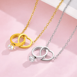 Collar Anillo Enlazado con Corazón