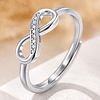 Anillo Infinito de Acero Inoxidable Plateado Ajustable