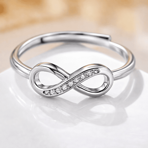 Anillo Infinito de Acero Inoxidable Plateado Ajustable