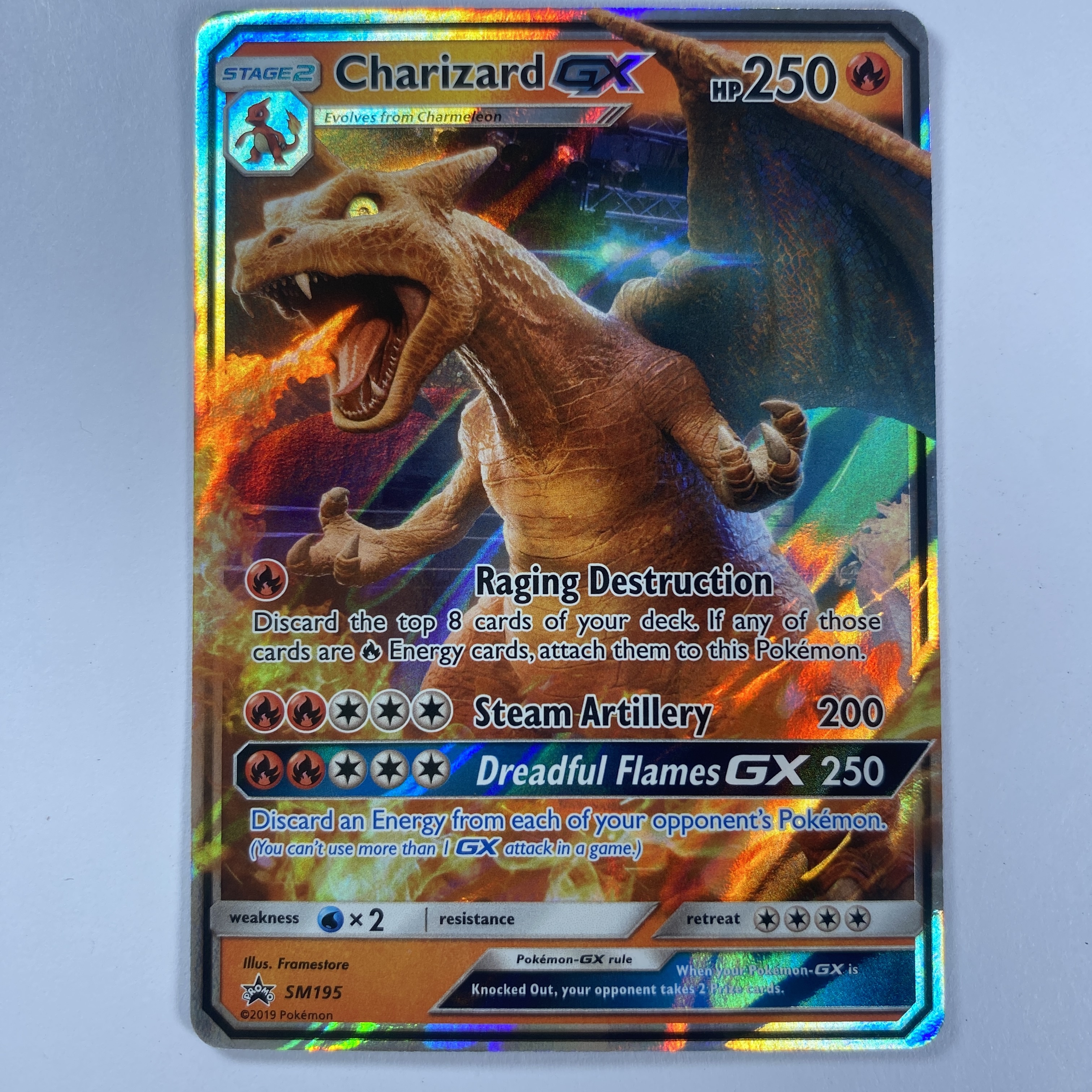 Charizard GX carta pokemon EN SM195