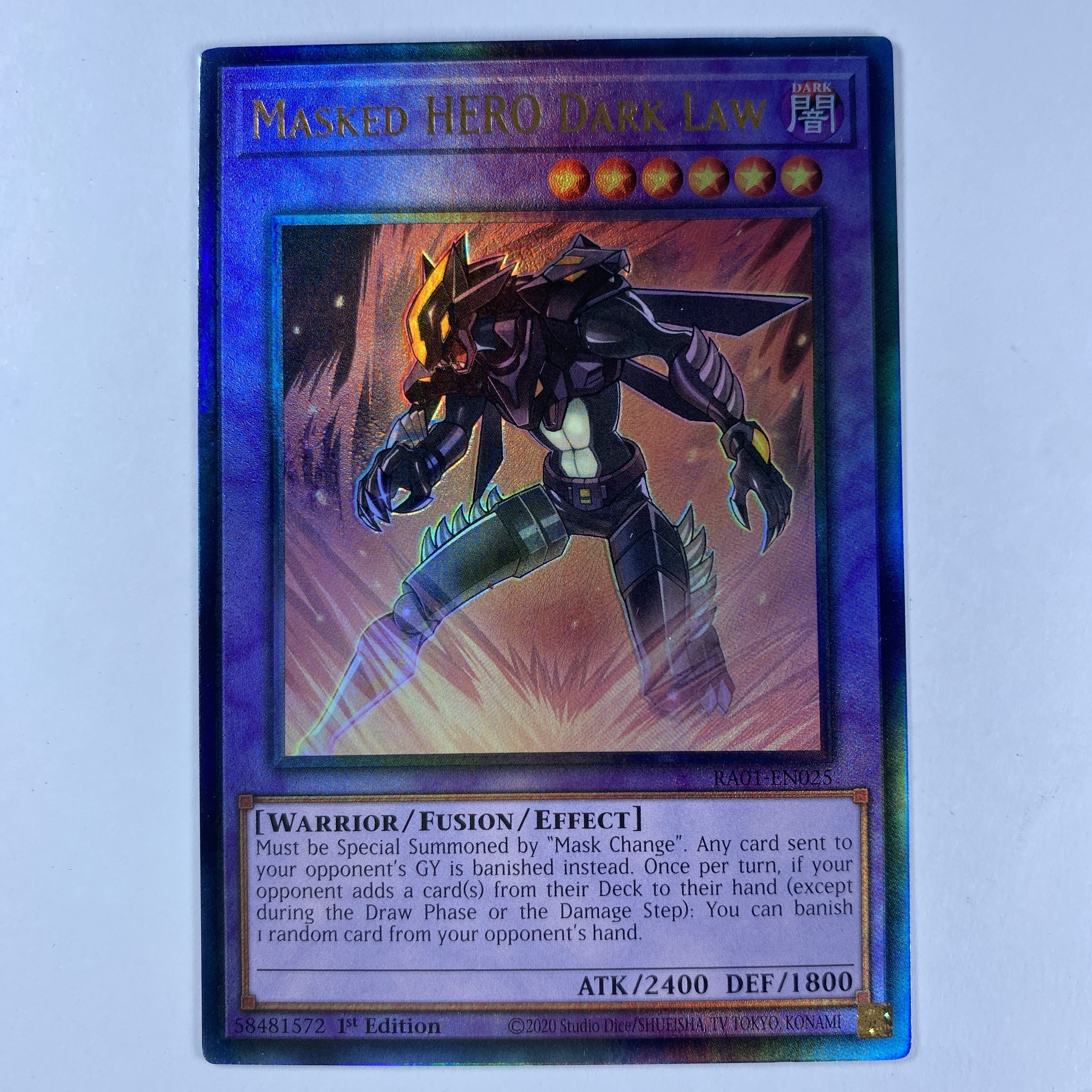 Masked HERO Dark Law carta yugi RA01-EN025 Ultimate Rare 