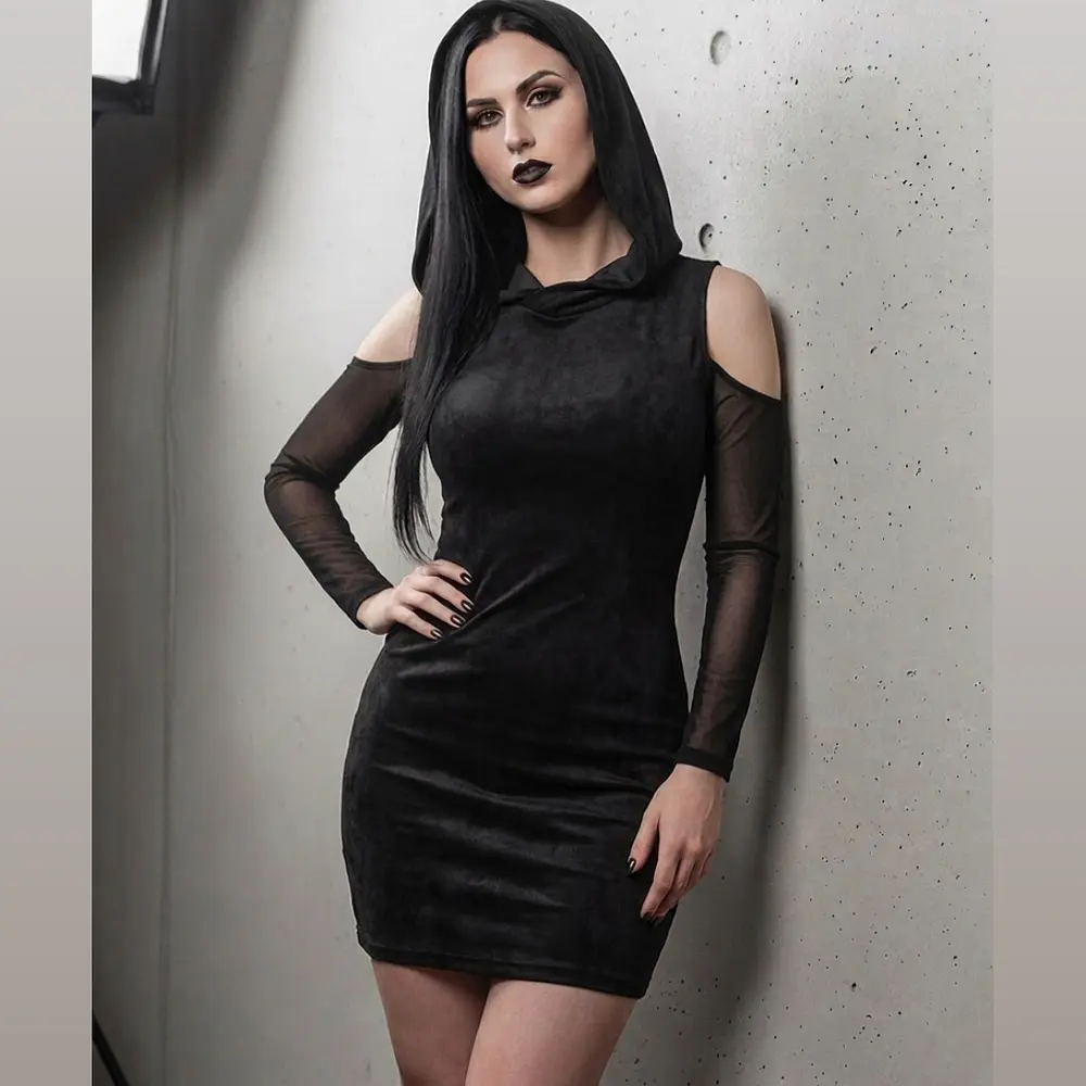 Mini Dress Onyx con capucha 
