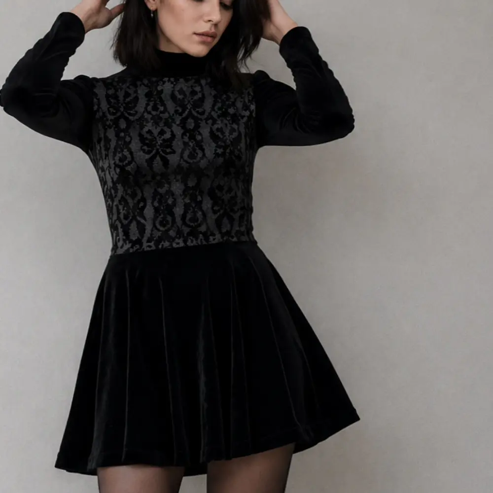 MINI VESTIDO ANUBYS / Velvet & Barroco aterciopelado 