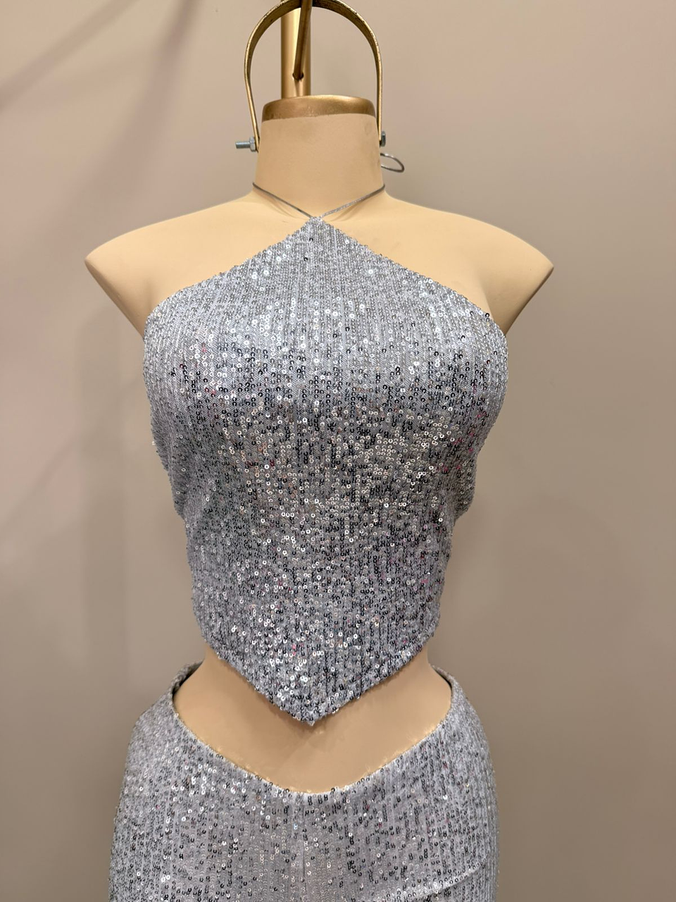 TOP MIA LENTEJUELAS PLATEADO 1