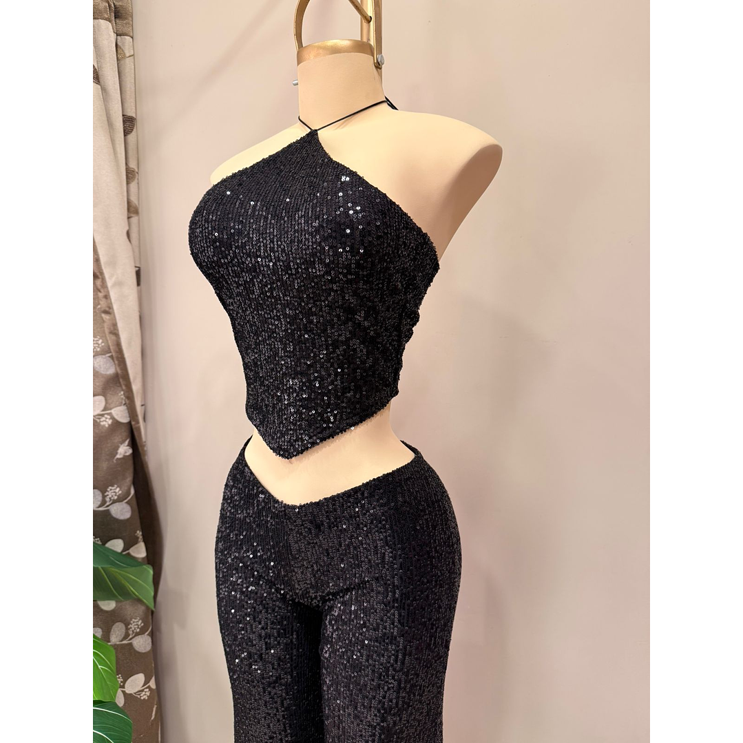 CONJUNTO MIA LENTEJUELAS NEGRO 3