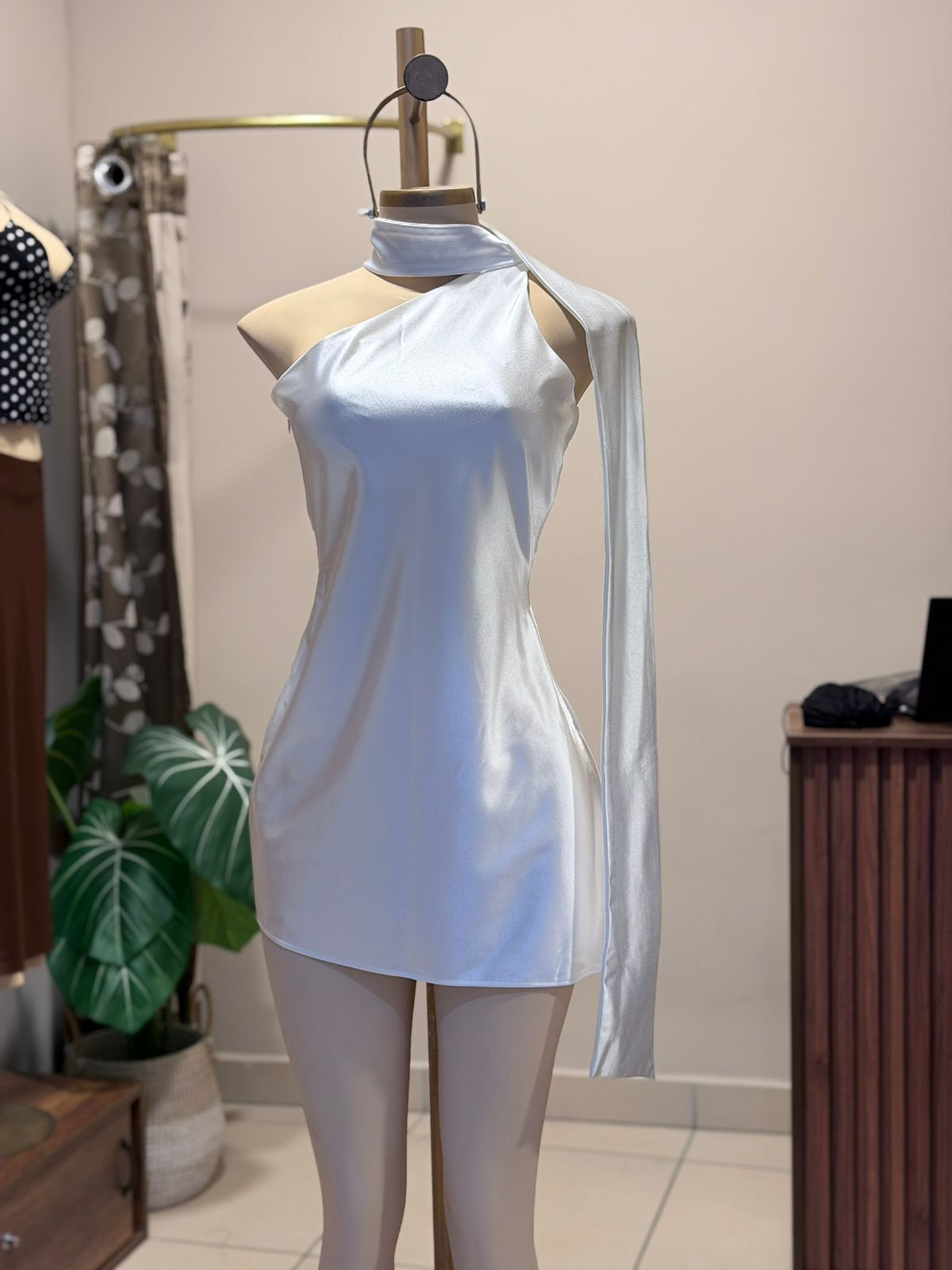 VESTIDO GEMA SATINADO 4