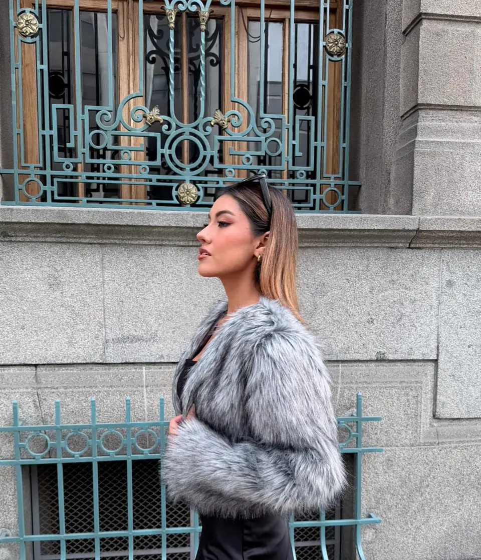 BOLERO MANGA LARGA PELUDO 5