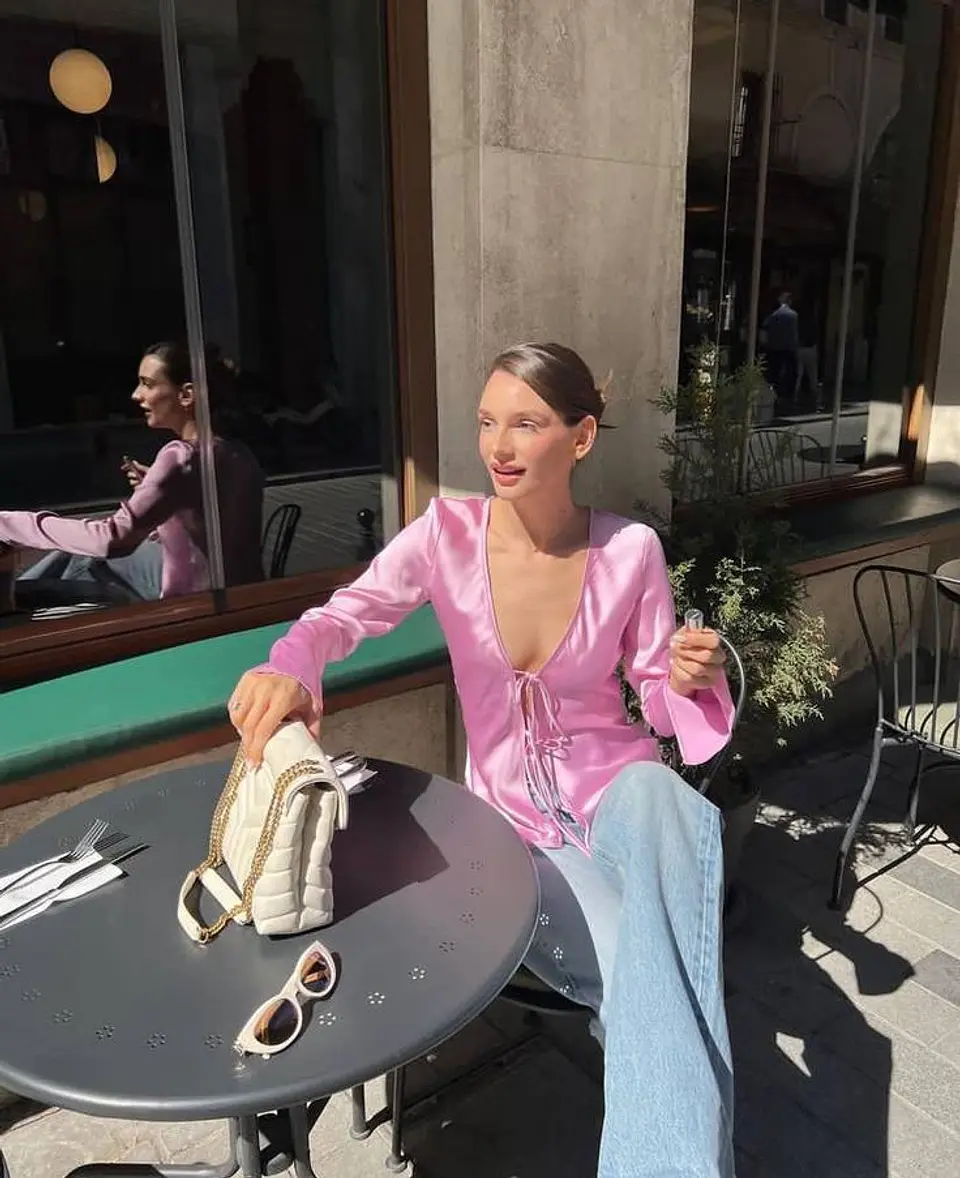 BLUSA ROSA SATINADA 2