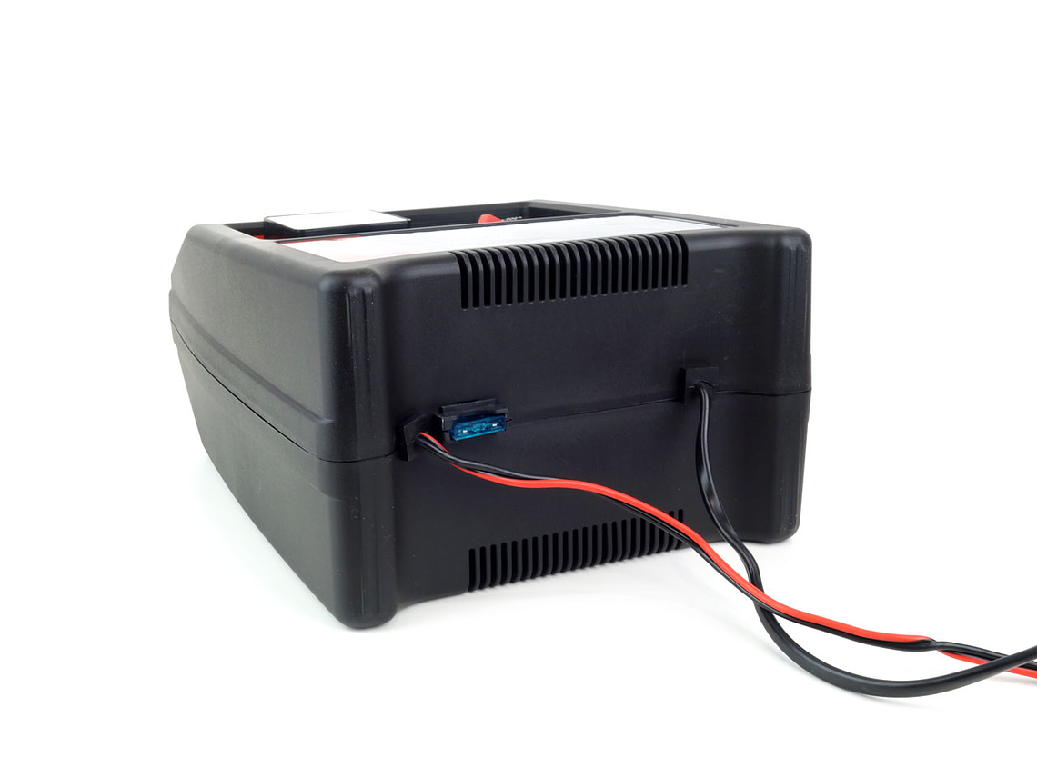 Battery Charger with Indicator 8A 12V - AMiO 02086 3
