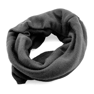 Gola Preta em Poliéster