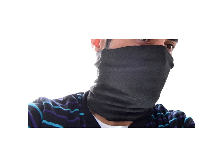 Gola Preta em Poliéster 2