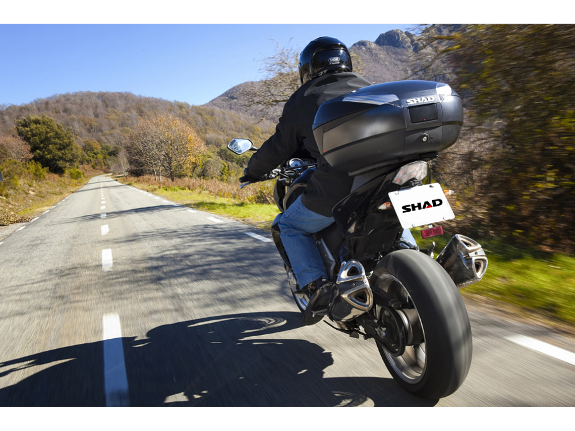 SHAD SH48 Trunk (Carbon Panel + Backrest)  5