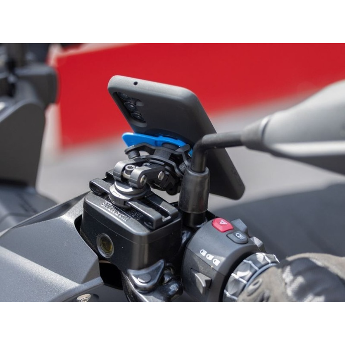 Suporte de Telemóvel Reservatório Óleo V2 Quad Lock 4