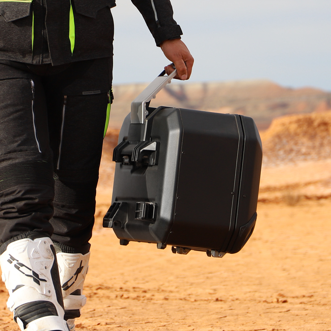 Top Case Alumínio SHAD TR48 (Preto)  9