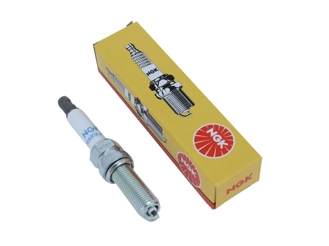 Vela de Ignição NGK LMAR9J-9E - 94162 1