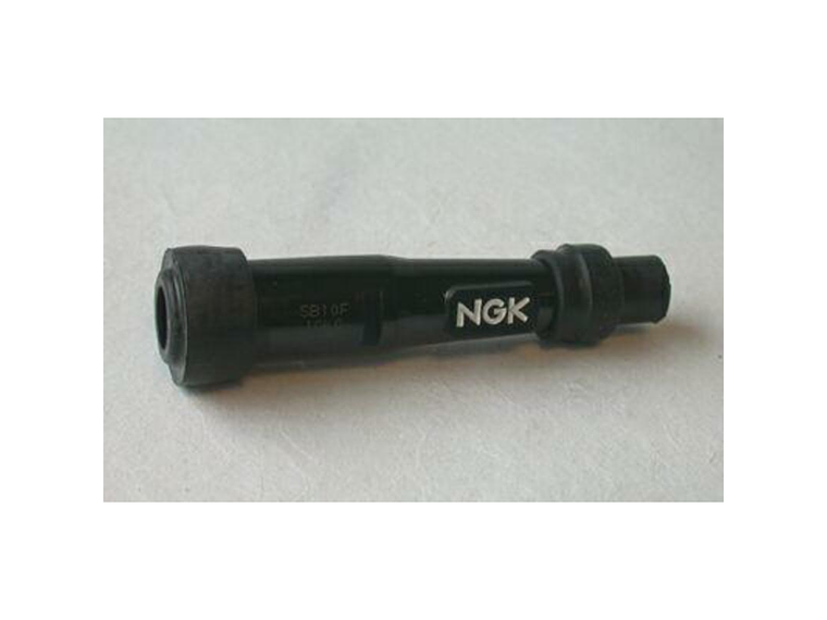 Cachimbo de Vela de Ignição NGK SB05F - 8080 1
