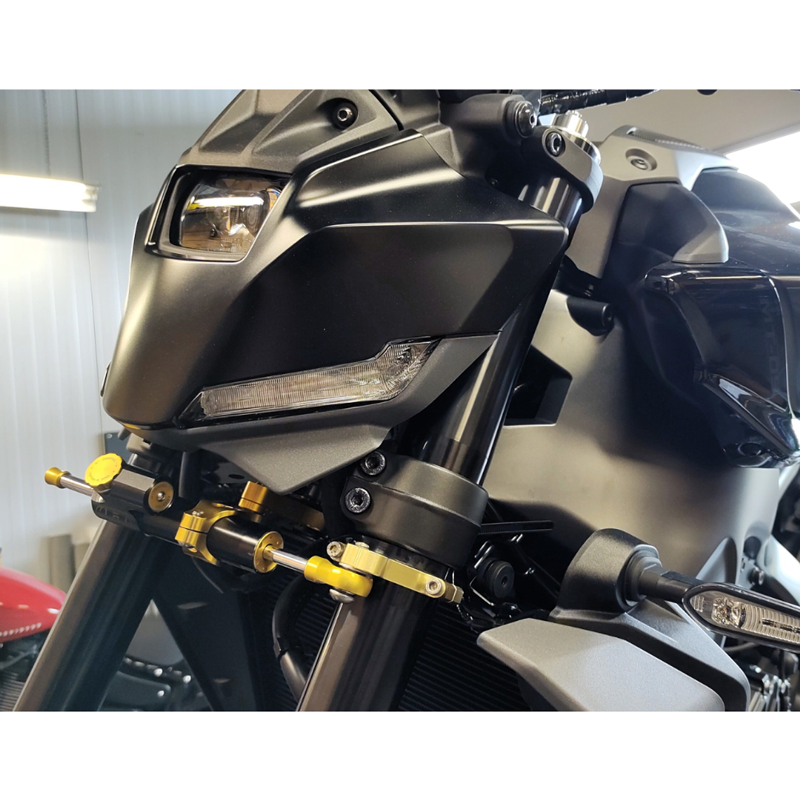 Suportes Amortecedor Direção Yamaha MT-09 2024/2025  3