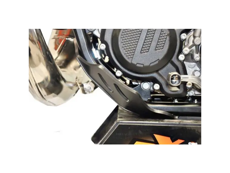 Proteção de Cárter AXP Enduro GP Husqvarna TC250 / TX300 2017-2018 | KTM 250SX / 250XC / 300XC 2017-2018 4