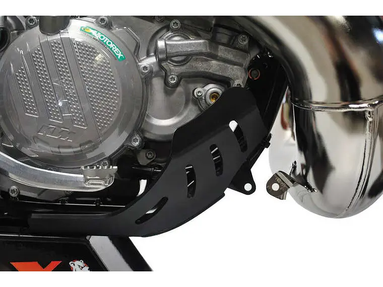Proteção de Cárter AXP Enduro Phd 2T Husqvarna TE250 / TE250I / TE300 / TE300I 2017-2023 | KTM 250EXC / 250EXC TPI / 250XCW / 250XCW TPI / 300EXC / 300EXC TPI / 300XCW / 300XCW TPI 2017-2023 1