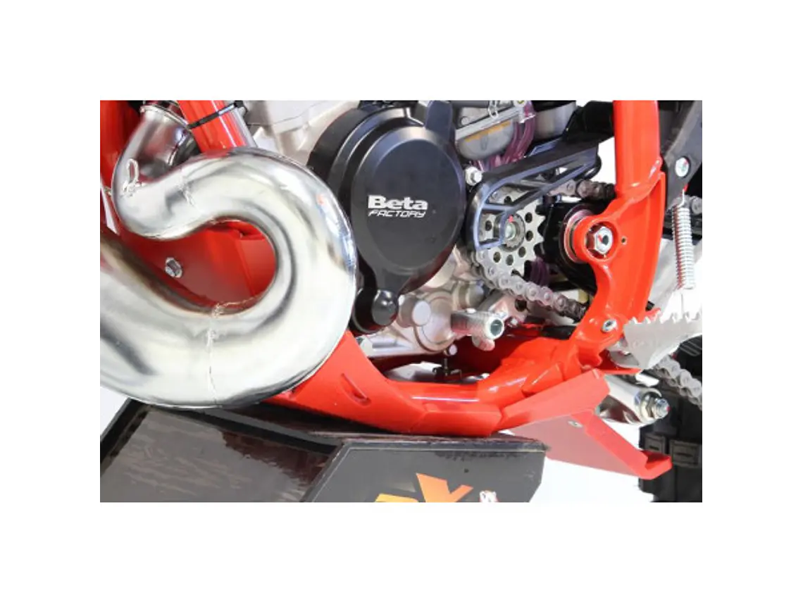 Cubrecarter AXP Xtrem PHD 8mm Vermelha Beta 125RR / 200RR 2020-2022 6