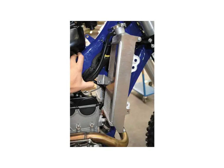 Protetores de Radiador Alumínio AXP Sherco 250SCF FACTORY / 250SEF FACTORY / 250SEF RACING / 300SCF FACTORY / 300SEF FACTORY / 300SEF RACING 2012-2023 4