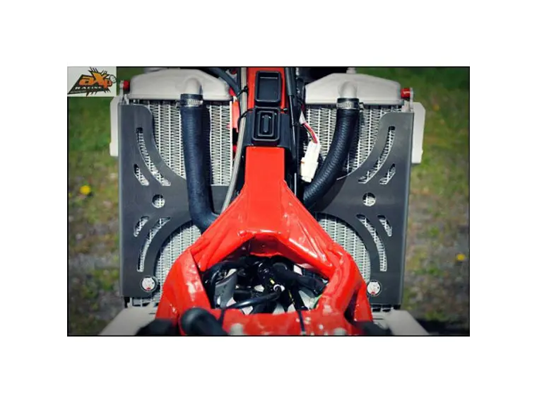 Protetores de Radiador Alumínio Vermelha AXP Beta 350RR / 390RR / 430RR / 480RR 2014 2