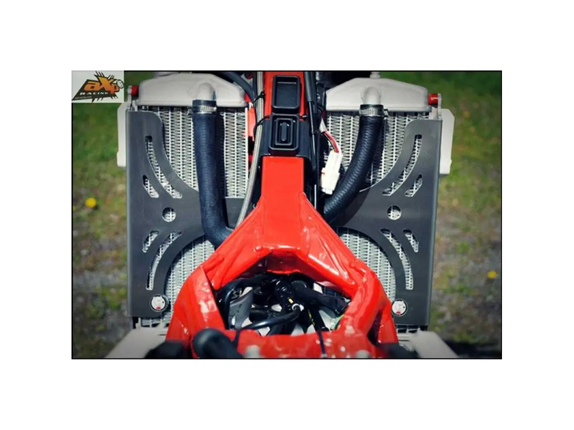 Protetores de Radiador Alumínio Vermelha AXP Beta 350RR / 390RR / 430RR / 480RR 2014 4