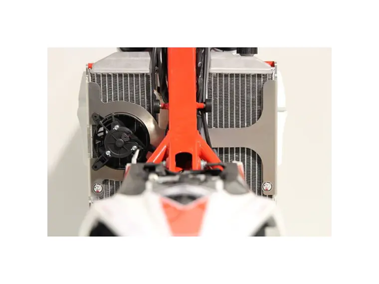 Protetores de Radiador Alumínio Vermelha AXP Beta 350RR / 350RR S / 390RR / 390RR S / 430RR / 430RR S / 480RR / 480RR S / 500RR / 500RR S 2020-2023 3