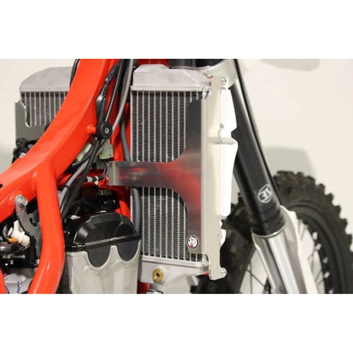 Protetores de Radiador Alumínio Vermelha AXP Beta 350RR / 350RR S / 390RR / 390RR S / 430RR / 430RR S / 480RR / 480RR S / 500RR / 500RR S 2020-2023 5