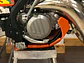 Proteção de Cárter AXP Enduro, Polietileno Pead, Laranja KTM 125EXC / 125XCW / 150EXC TPI / 150XCW TPI 2017-2022 - vignette 1