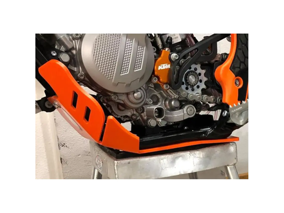 Proteção de Cárter AXP Enduro, Polietileno Pead, Laranja KTM 125EXC / 125XCW / 150EXC TPI / 150XCW TPI 2017-2022 3