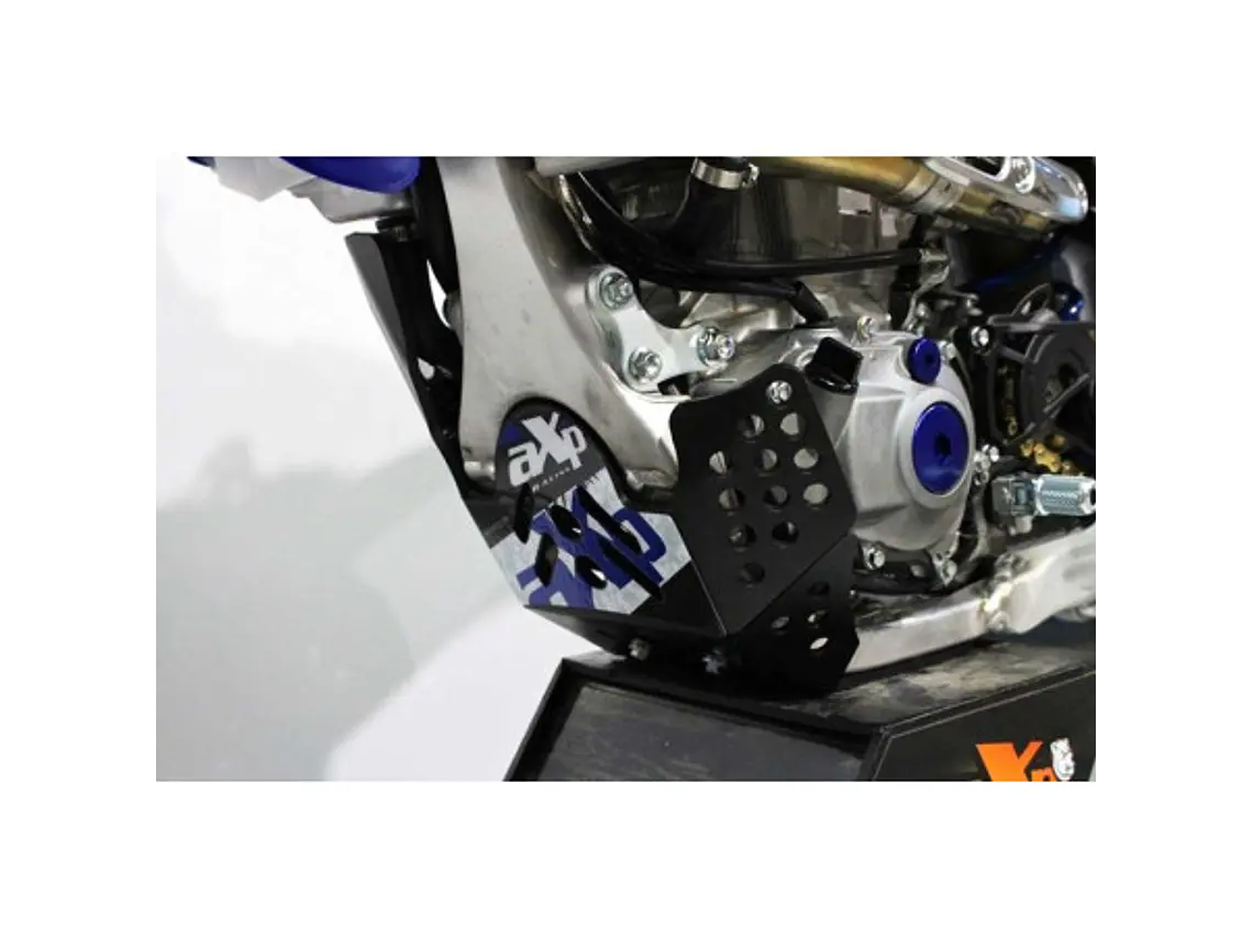 Proteção de Cárter AXP Motocross Fantic XEF450 / XXF450 2021-2025 | Yamaha WR450F / YZ450F / YZ450FX 2018-2022 4