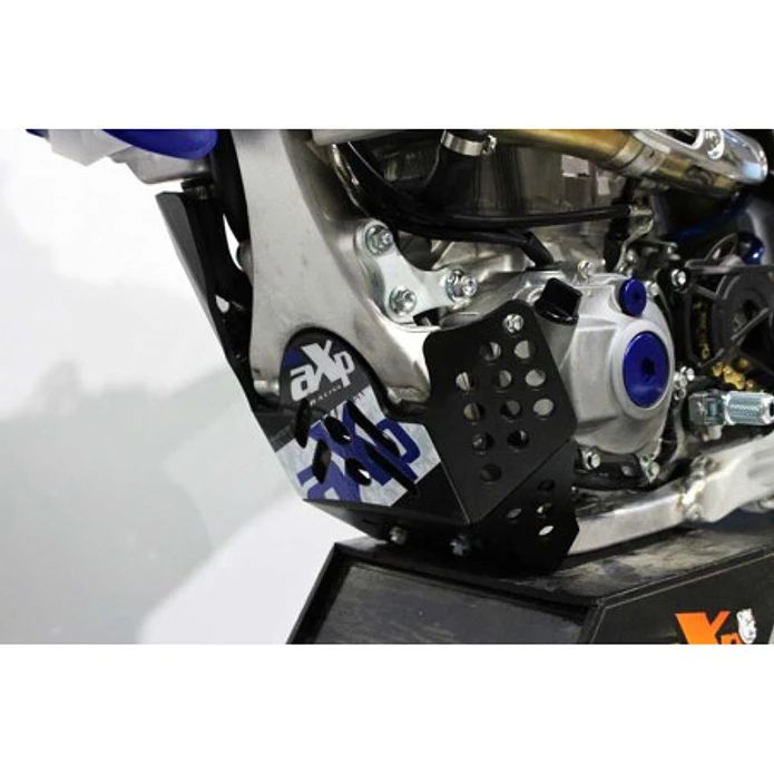 Proteção de Cárter AXP Motocross Fantic XEF450 / XXF450 2021-2025 | Yamaha WR450F / YZ450F / YZ450FX 2018-2022 4
