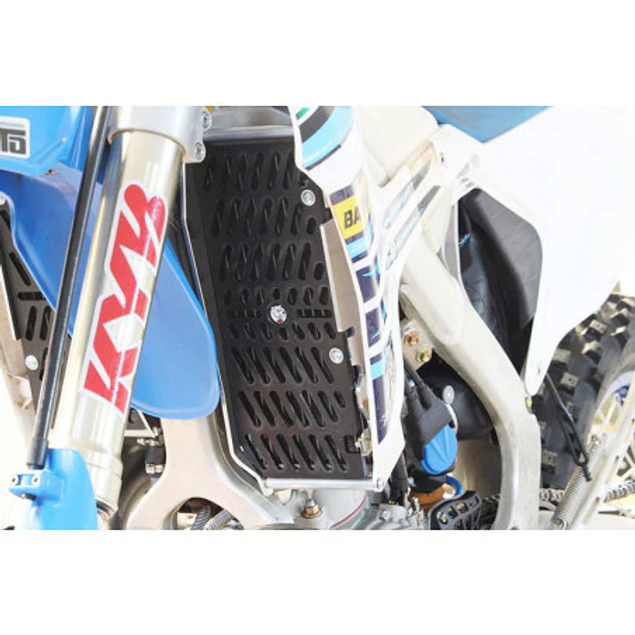 Proteção de Radiador AXP Xtrem Preto TM Racing EN125Fi 2T / EN144Fi 2T / EN250 ES 2T / EN250Fi ES 2T / EN300 ES 2T / EN300Fi ES 2T 2022 5